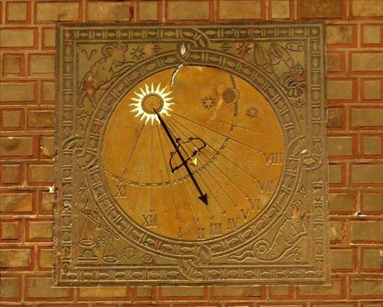 ZEGARY-CZAS - zegar słoneczny.jpeg