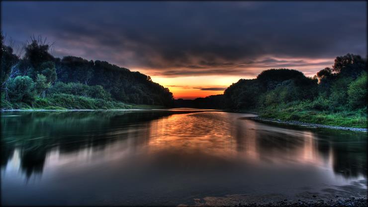 Tapety FULL HD - HDTV-Donau_sunrise_1920x1080 HDTV 1080p.jpg